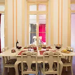 3 Bedroom, 2 Bathroom - Palma Lisboa