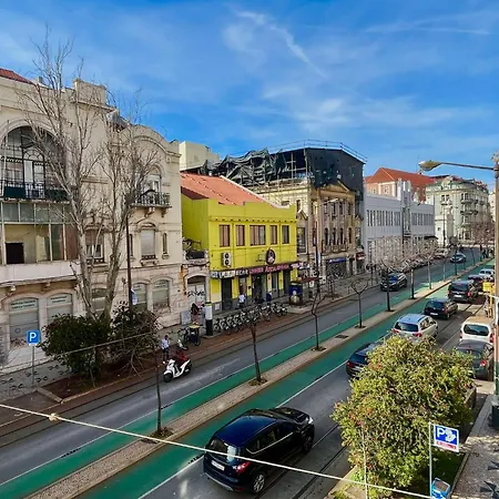 3 Bedroom, 2 Bathroom - Palma Lissabon